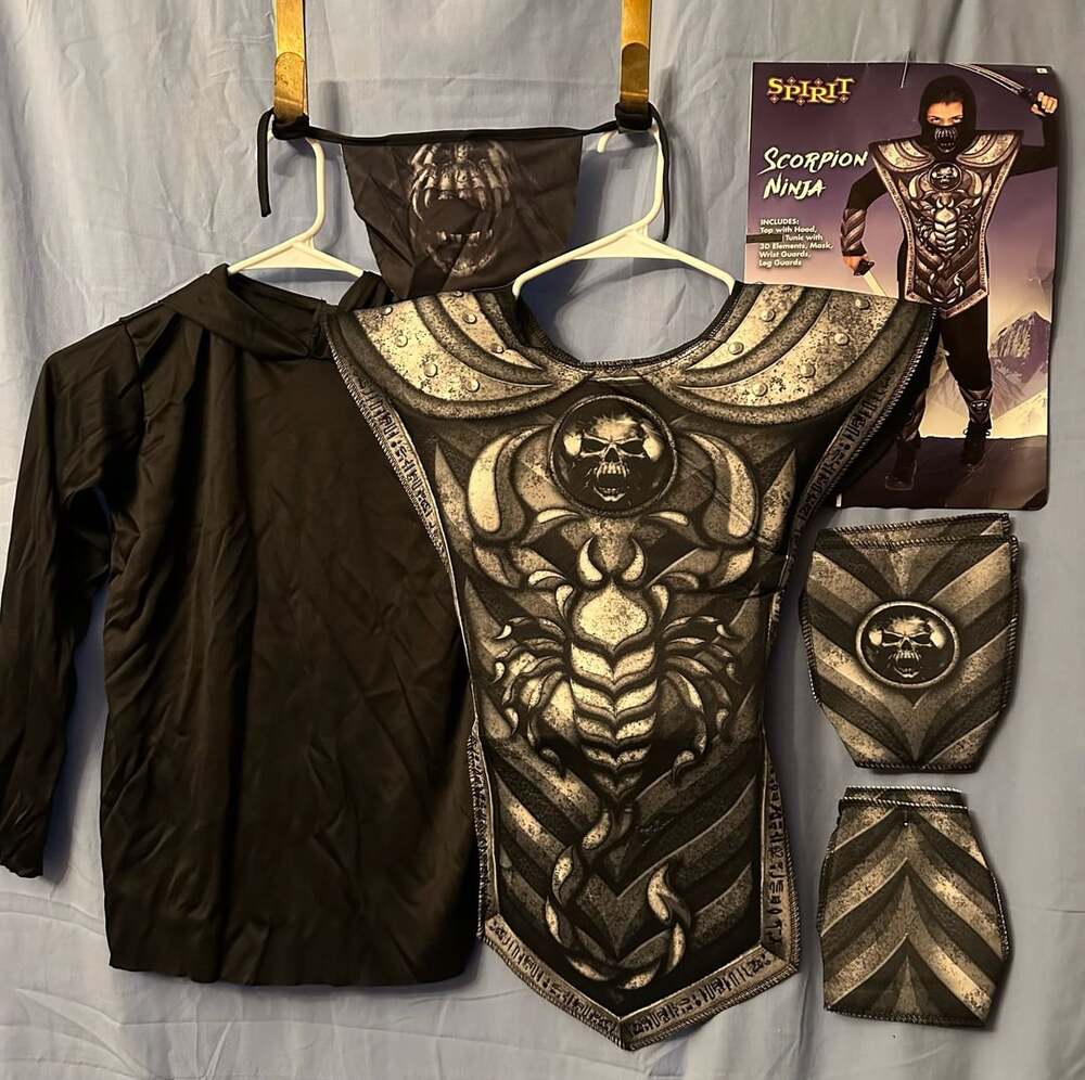 Spirit Scorpion Ninja, Youth Size Medium (8-10), Child Costume Armor Skull